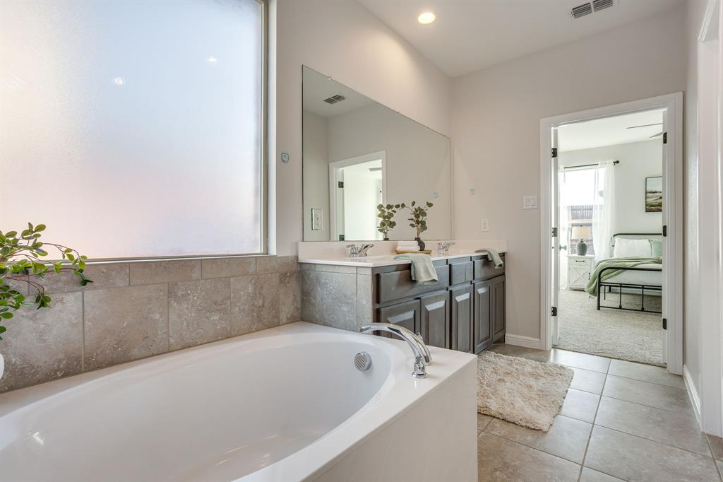 1203 Tiburon Trail, Cleburne, TX 76033