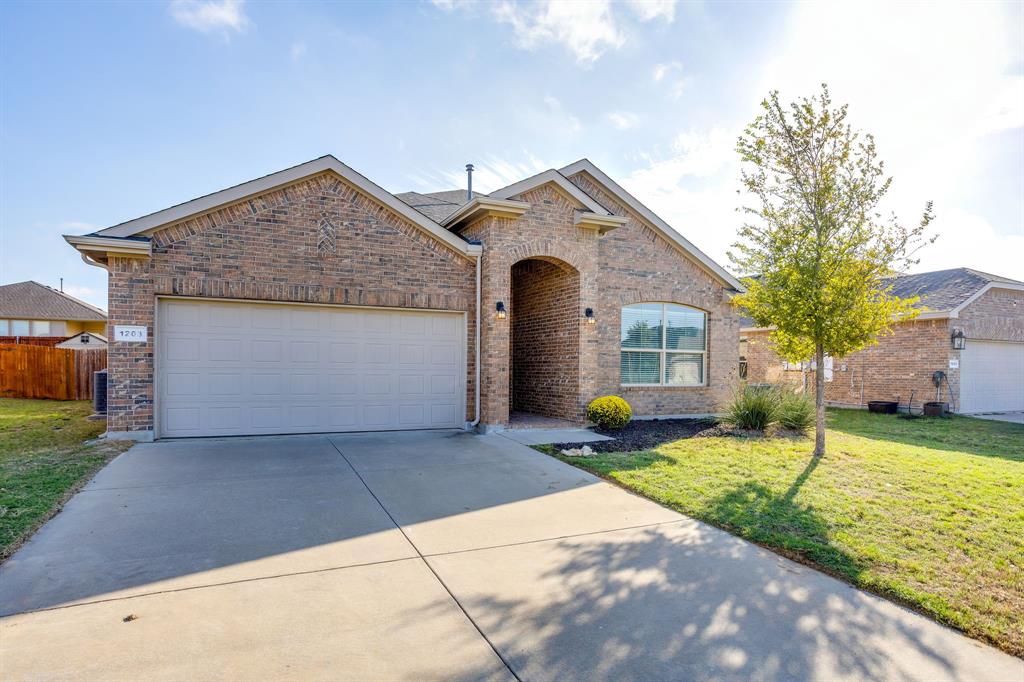 1203 Tiburon Trail, Cleburne, TX 76033