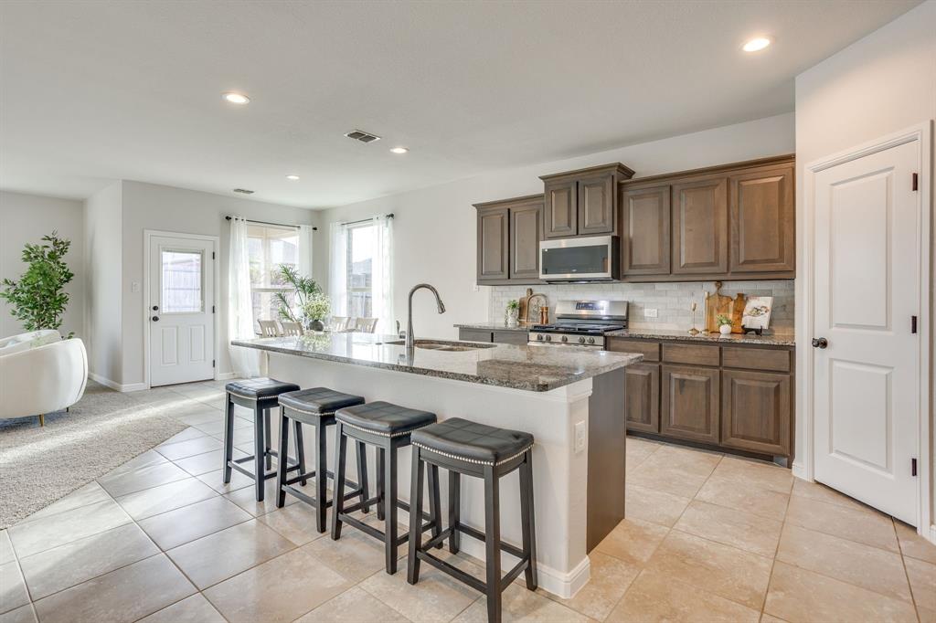 1203 Tiburon Trail, Cleburne, TX 76033