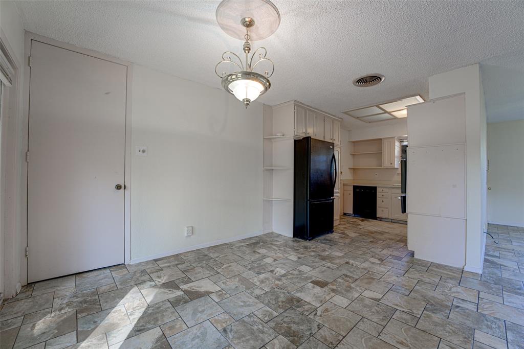 2906 Windmill Lane, Farmers Branch, TX 75234