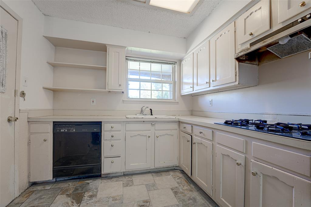 2906 Windmill Lane, Farmers Branch, TX 75234
