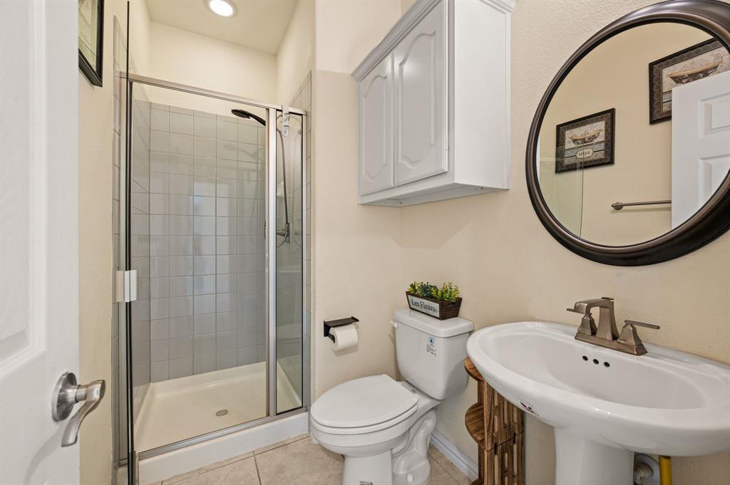 209 Chateau Avenue, Kennedale, TX 76060