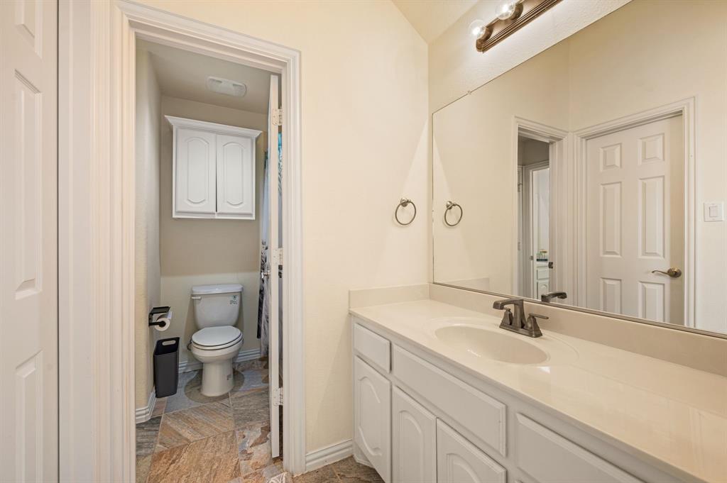 209 Chateau Avenue, Kennedale, TX 76060