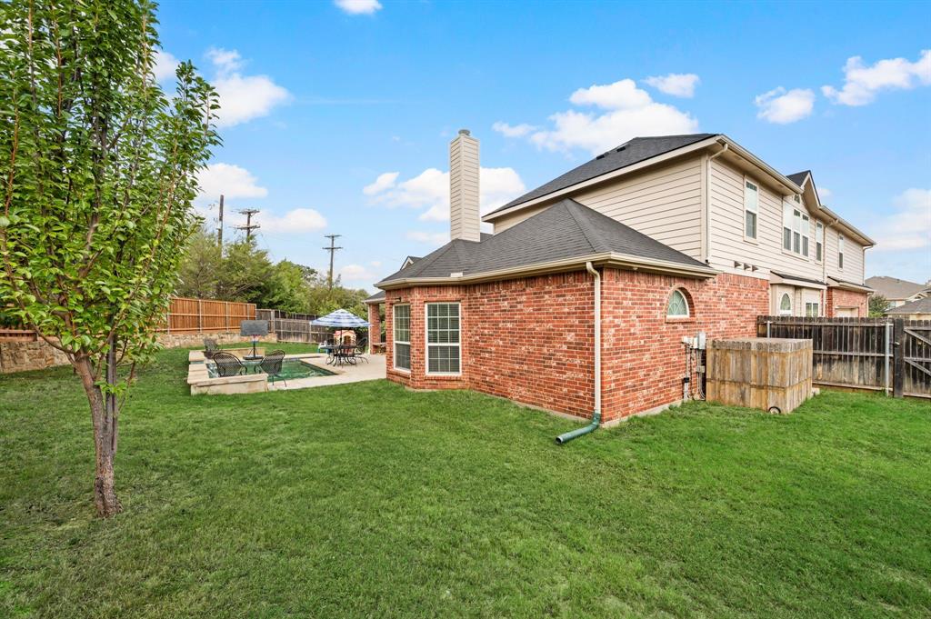 209 Chateau Avenue, Kennedale, TX 76060