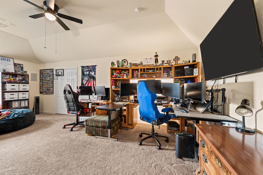 209 Chateau Avenue, Kennedale, TX 76060