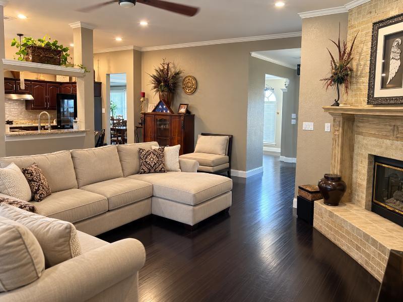 509 Teresa Court, DeSoto, TX 75115