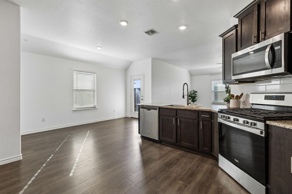 Kitchen/Breakfast nook