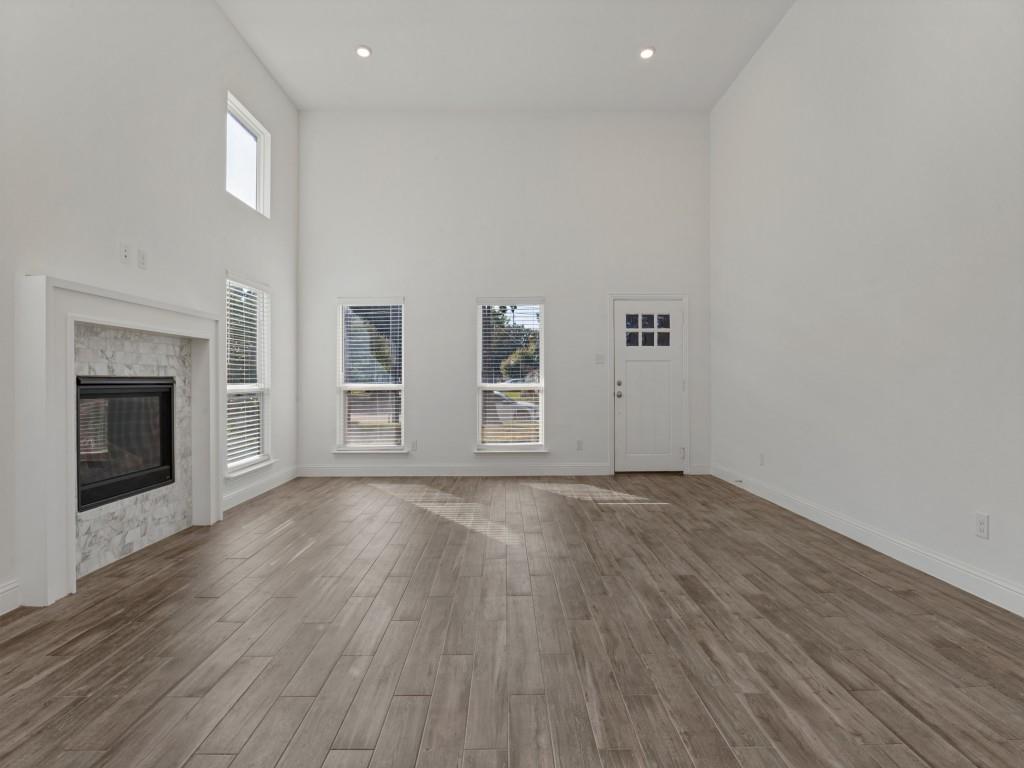 336 Clark Street, Irving, TX 75060 336 Clark Street, Irving, TX 75060