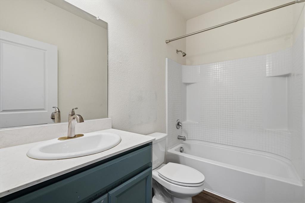 304 Sabine River Road, Glenn Heights, TX 75154