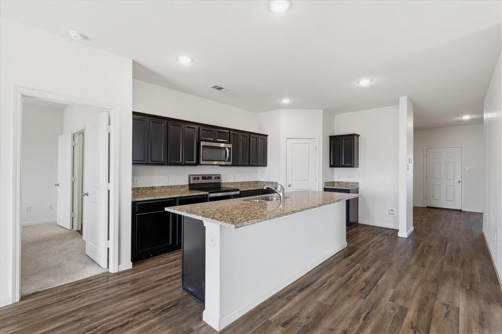 304 Sabine River Road, Glenn Heights, TX 75154 304 Sabine River Road, Glenn Heights, TX 75154
