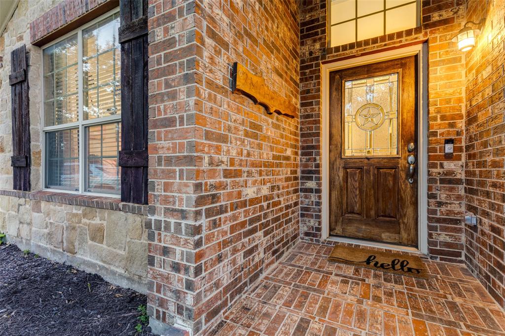 10909 Hawks Landing Road, Fort Worth, TX 76052