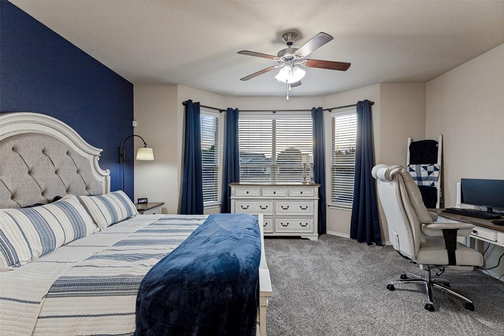 10909 Hawks Landing Road, Fort Worth, TX 76052