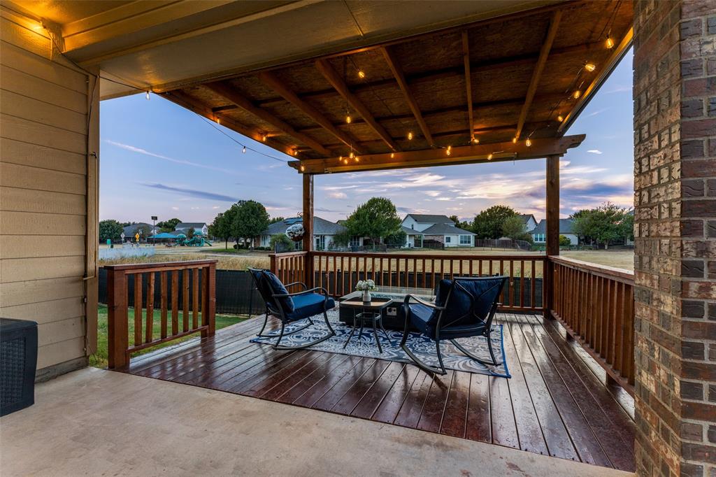 10909 Hawks Landing Road, Fort Worth, TX 76052