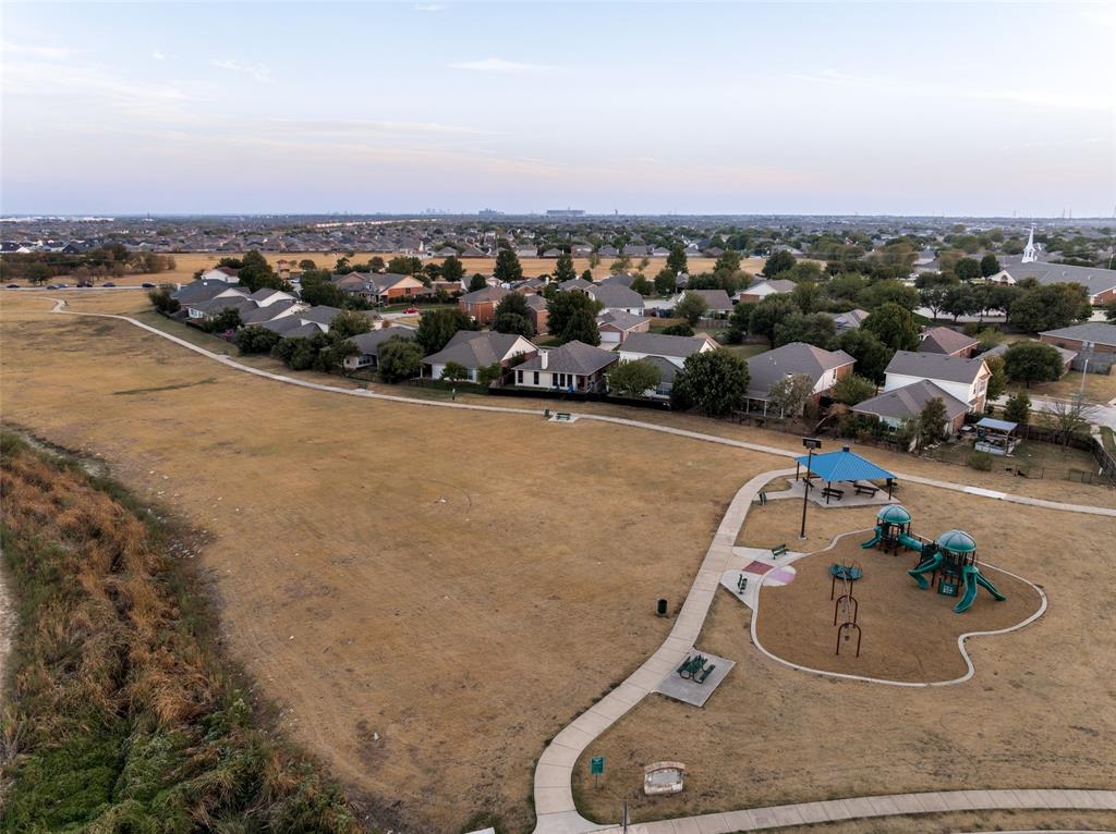 10909 Hawks Landing Road, Fort Worth, TX 76052