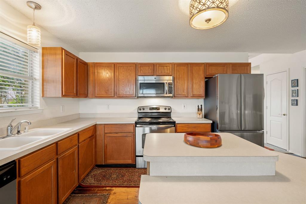126 Southwood Drive, Rockwall, TX 75032