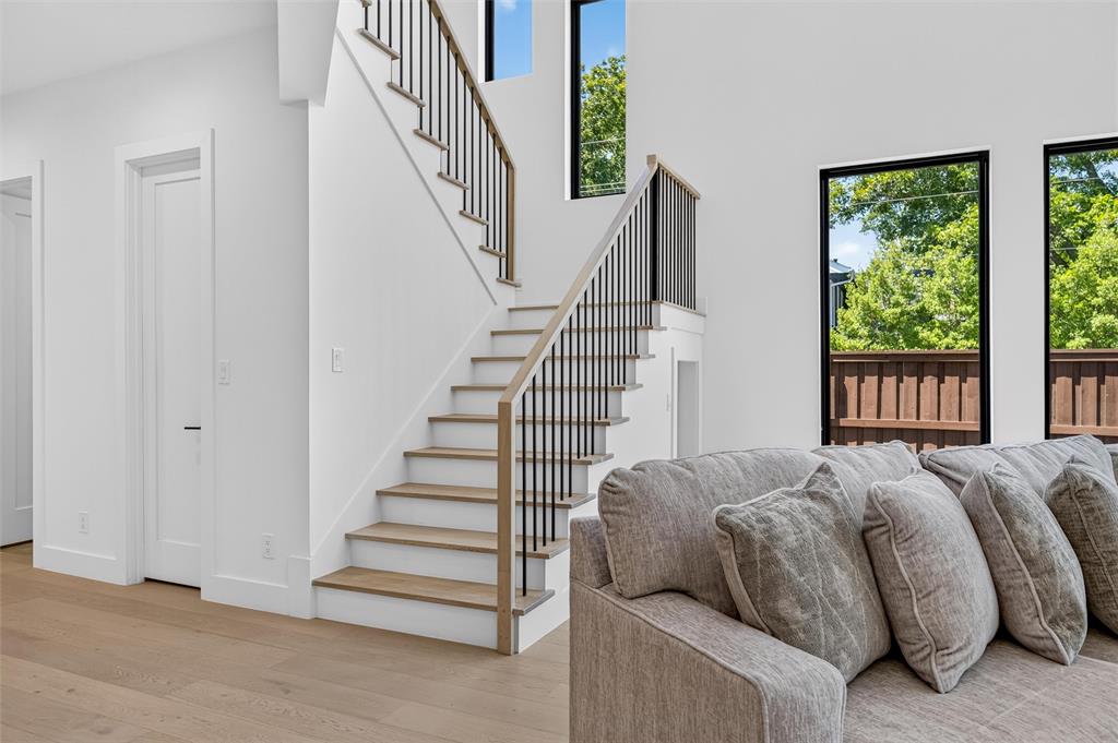5803 Velasco Avenue, Dallas, TX 75206