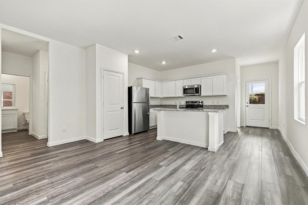 2210 Burnwood Street, Melissa, TX 75454