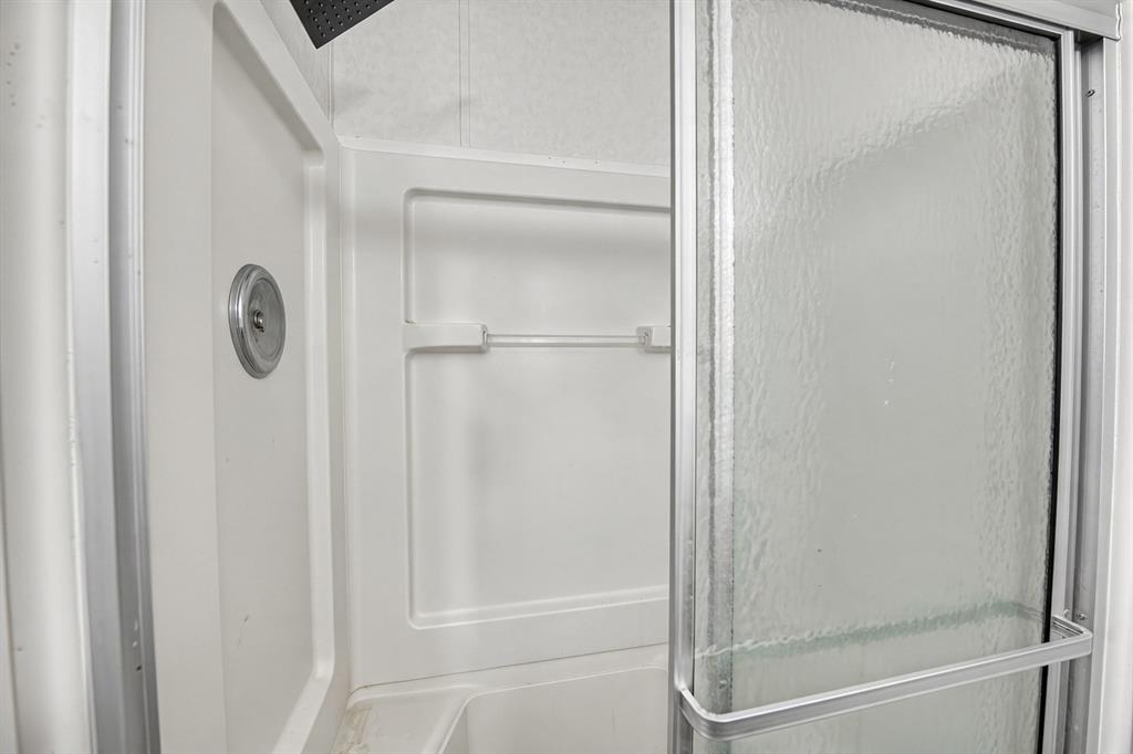 Primary shower