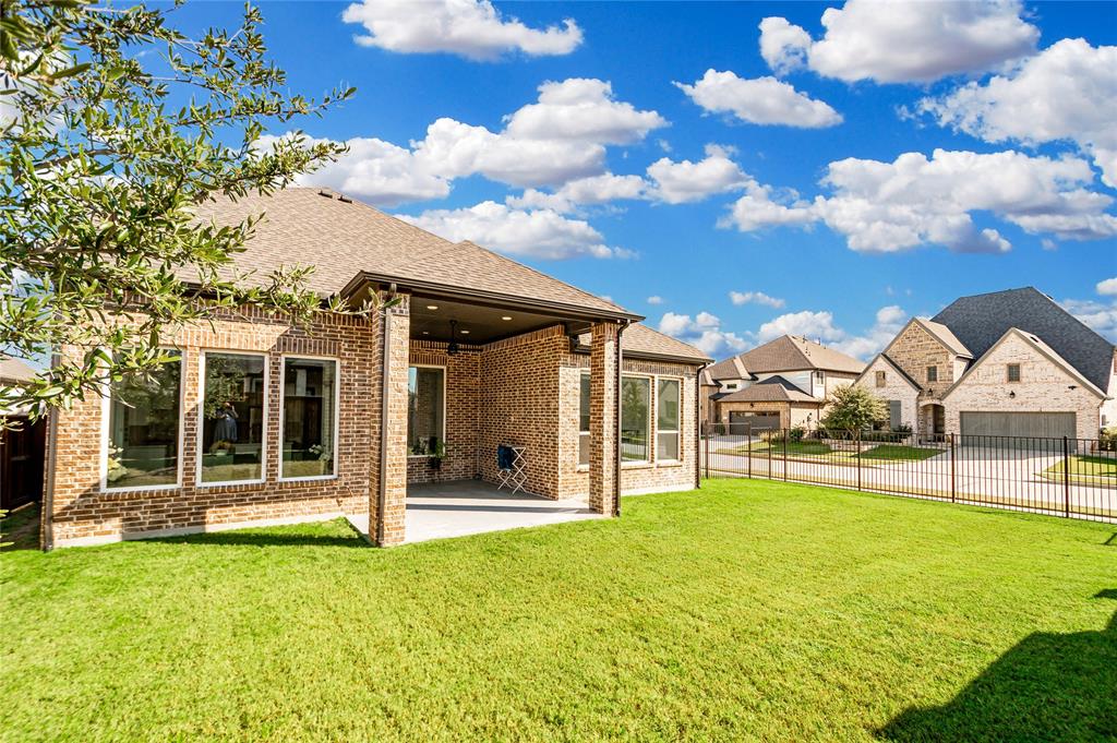 2001 Newton Lane, McKinney, TX 75071