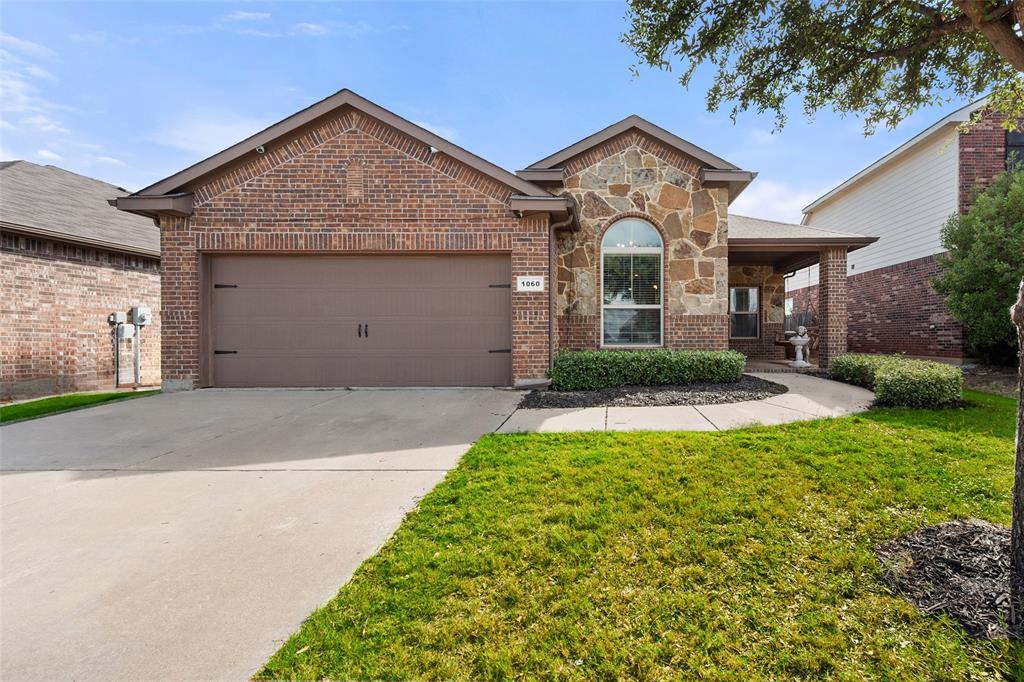 1060 Doe Meadow Drive, Fort Worth, TX 76028