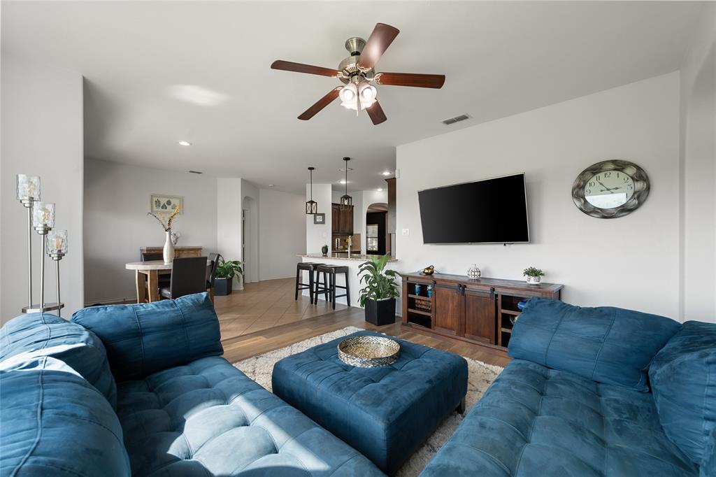 1060 Doe Meadow Drive, Fort Worth, TX 76028