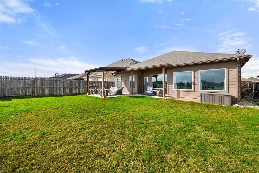 1060 Doe Meadow Drive, Fort Worth, TX 76028