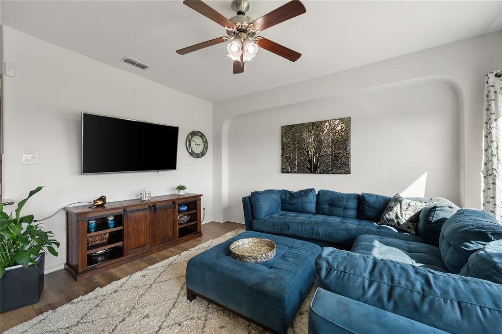 1060 Doe Meadow Drive, Fort Worth, TX 76028