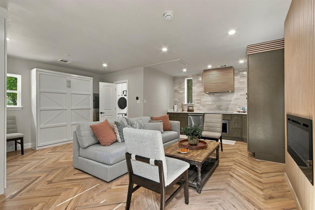 616 W Virginia Street, McKinney, TX 75069