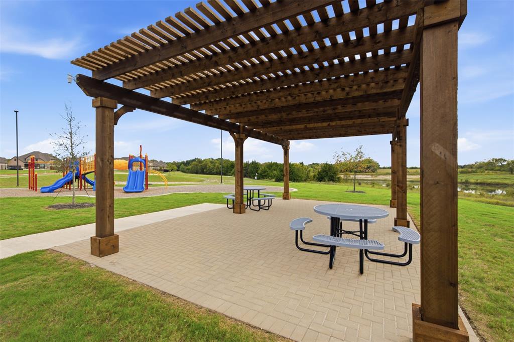 212 Lake Forest Trail, Anna, TX 75409