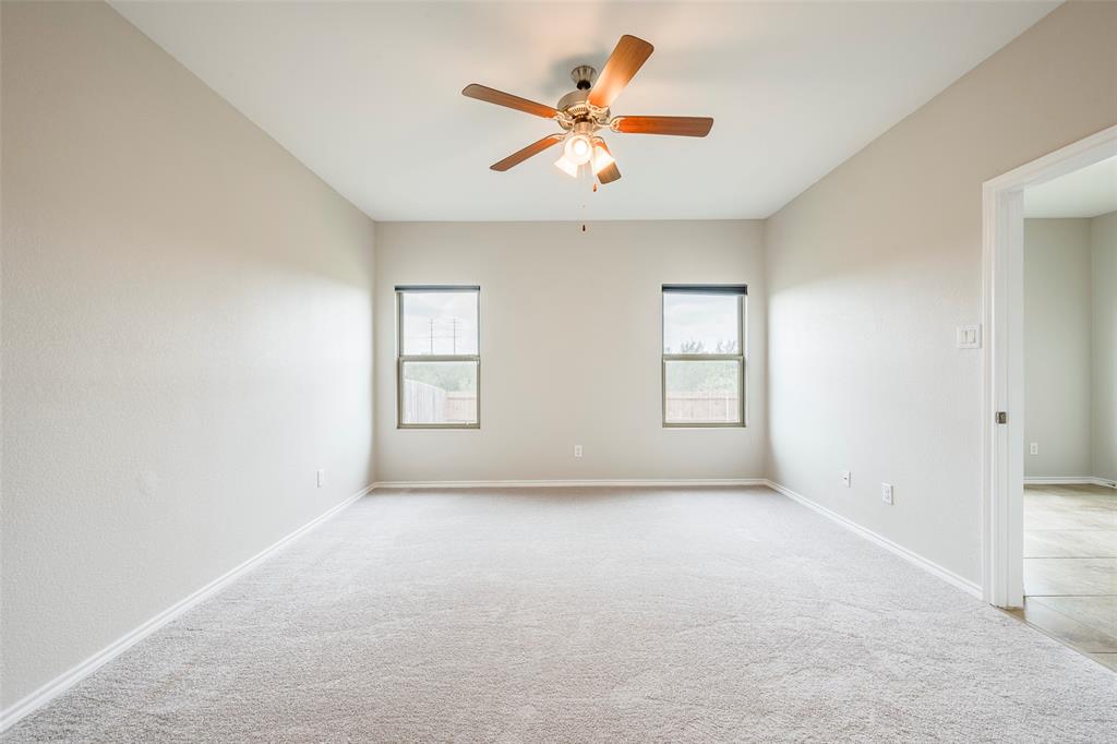 13841 Langston Lake Road, Fort Worth, TX 76262