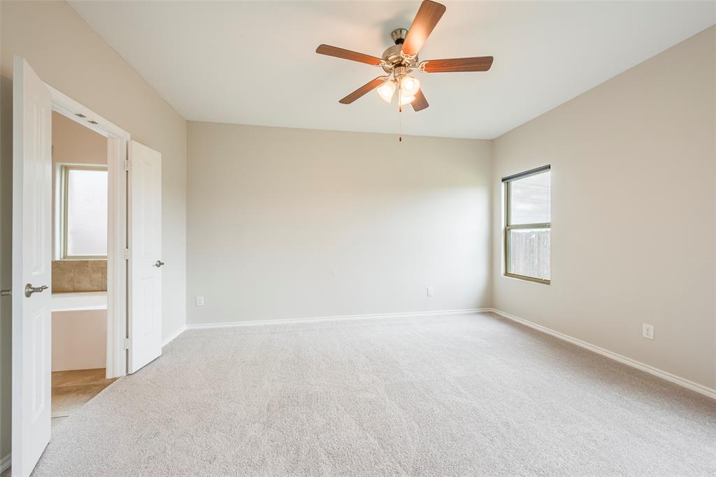 13841 Langston Lake Road, Fort Worth, TX 76262