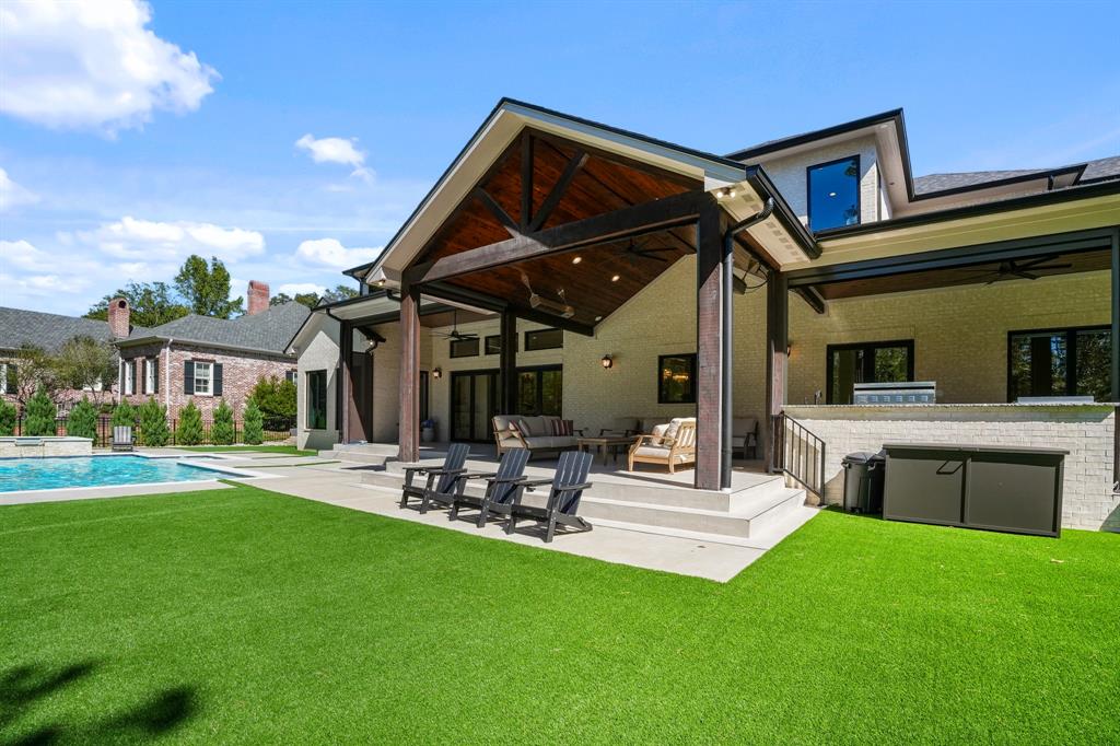 3030 Stonegate Boulevard, Tyler, TX 75703
