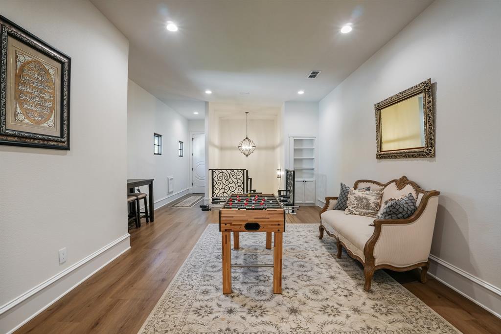 3030 Stonegate Boulevard, Tyler, TX 75703