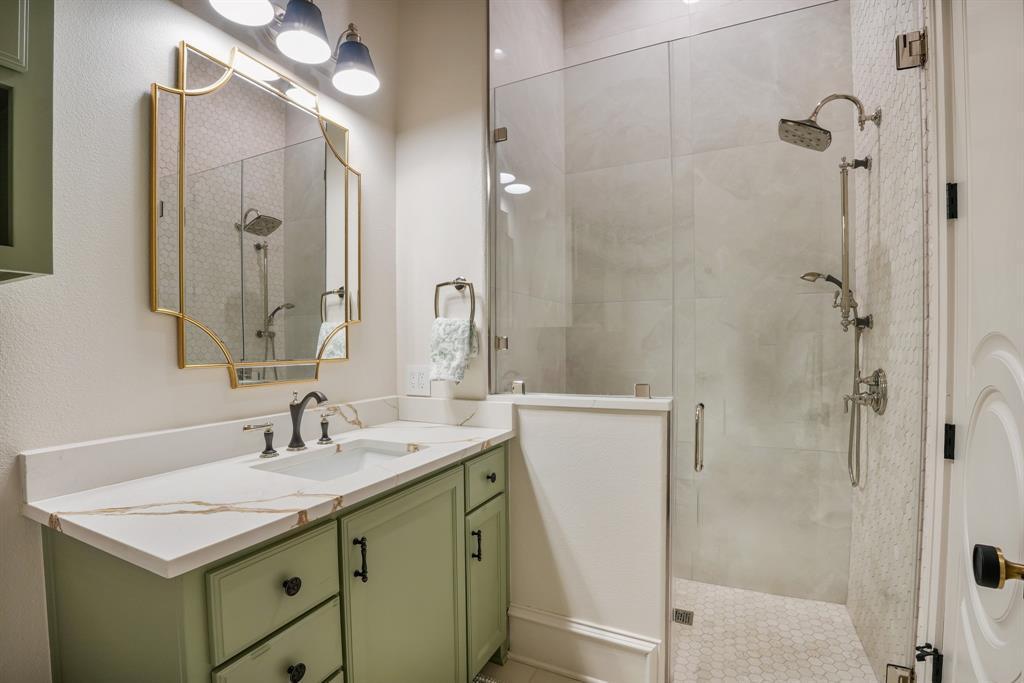 3030 Stonegate Boulevard, Tyler, TX 75703
