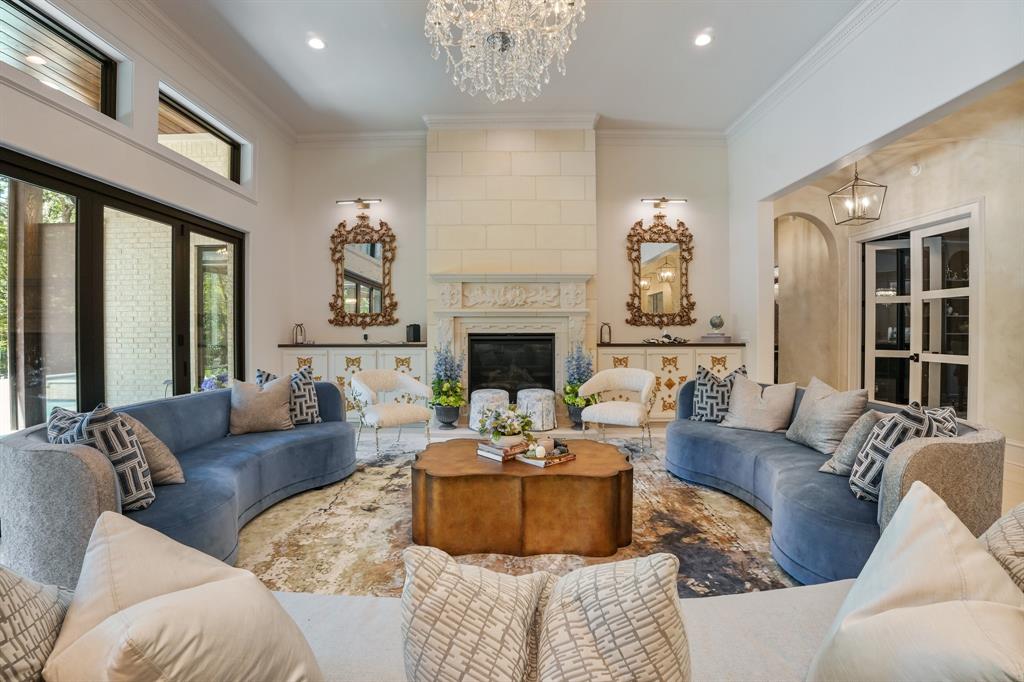 3030 Stonegate Boulevard, Tyler, TX 75703