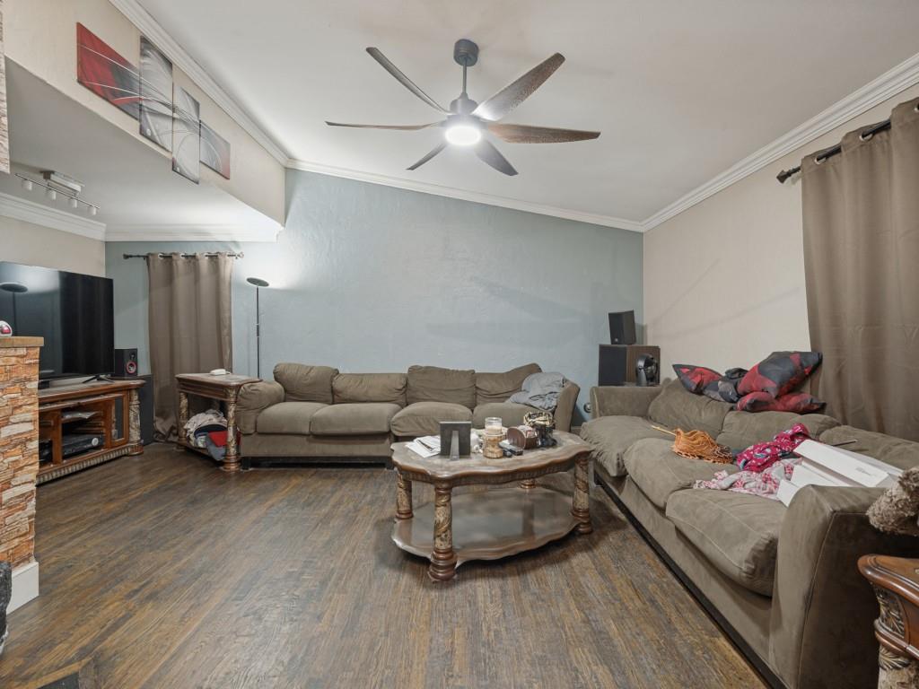 3218 Rose Hill Road, Carrollton, TX 75007