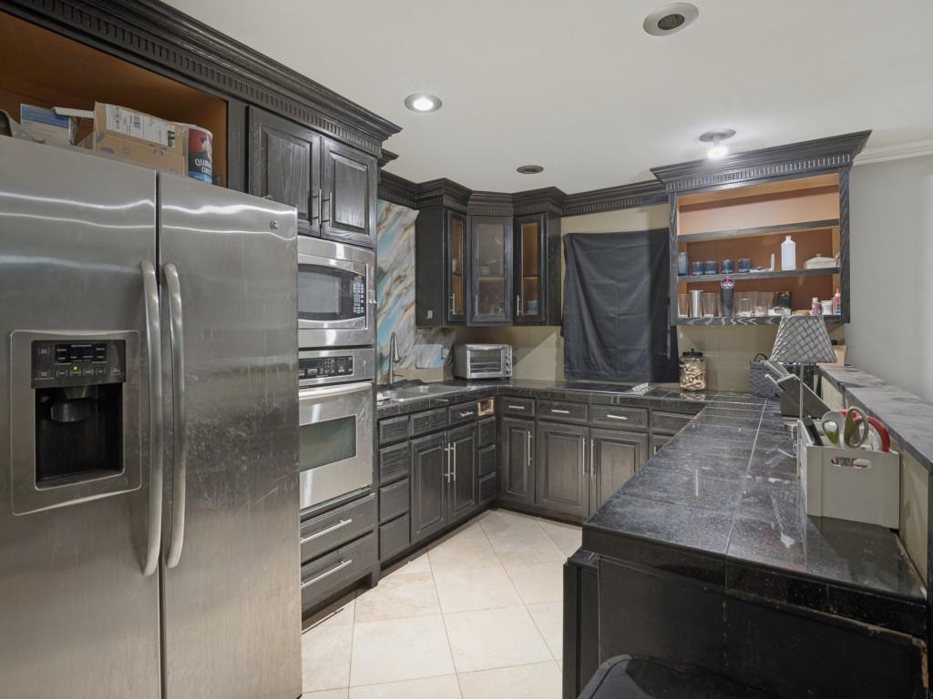 3218 Rose Hill Road, Carrollton, TX 75007