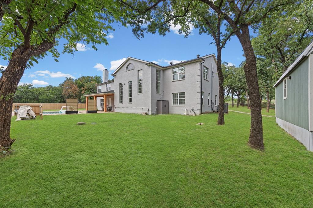 2.89 acres of trees and privacy outside city limits