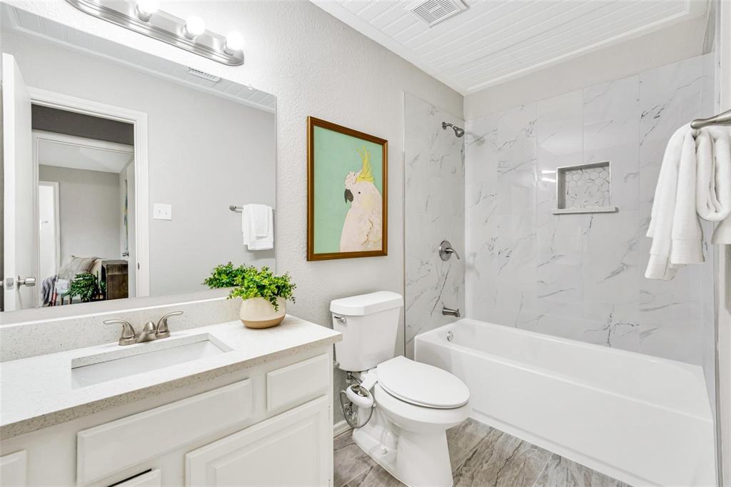 Full bathroom