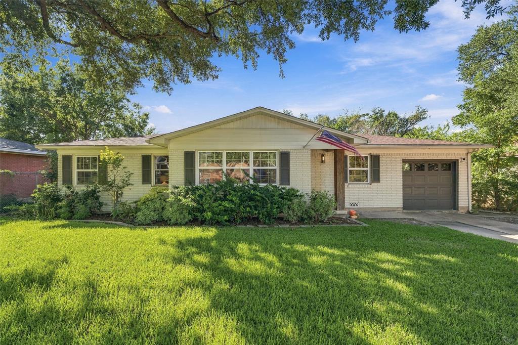 3821 Cobbs Drive, Waco, TX 76708 3821 Cobbs Drive, Waco, TX 76708