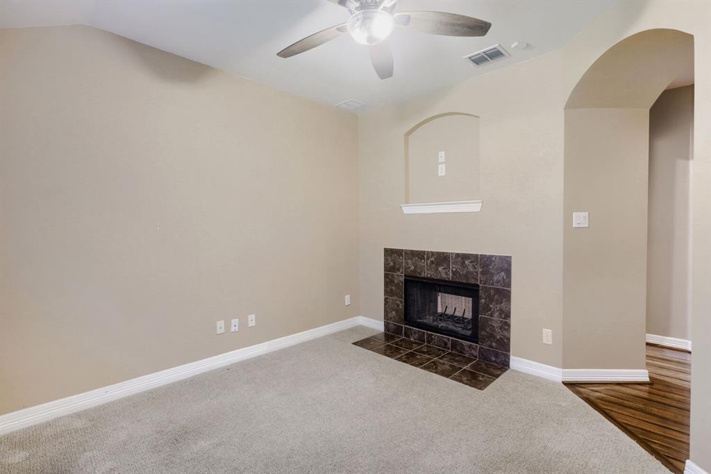 412 Crossbill Lane, Little Elm, TX 75068