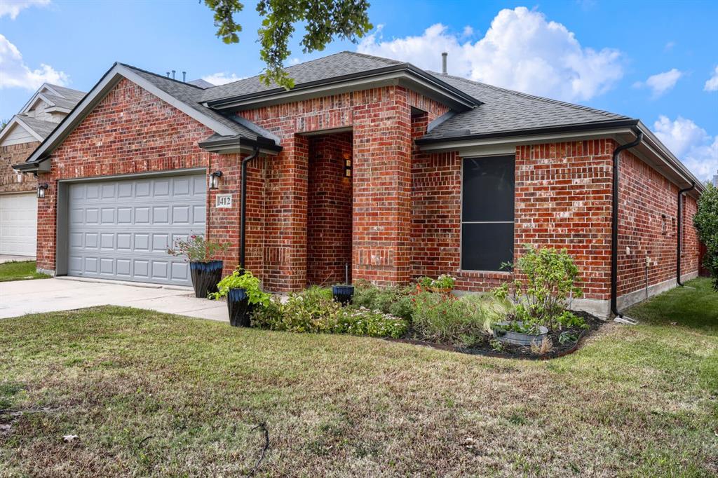 412 Crossbill Lane, Little Elm, TX 75068