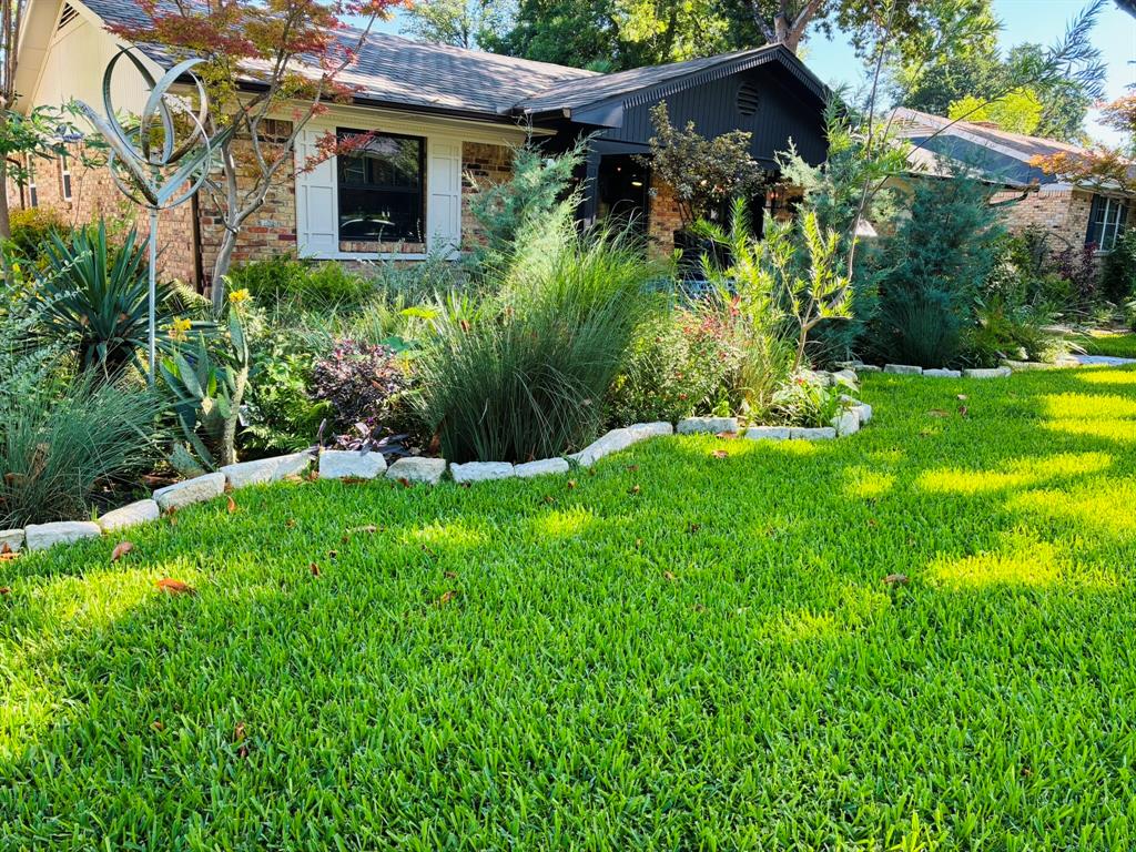 9011 Fringewood Drive, Dallas, TX 75228