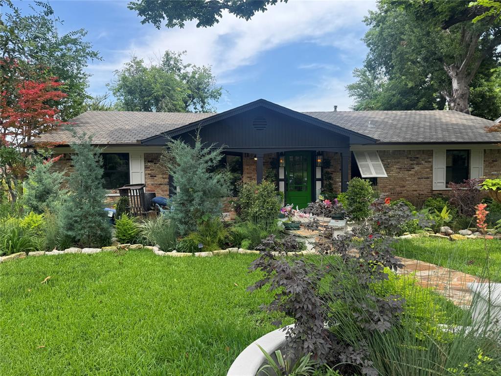 9011 Fringewood Drive, Dallas, TX 75228
