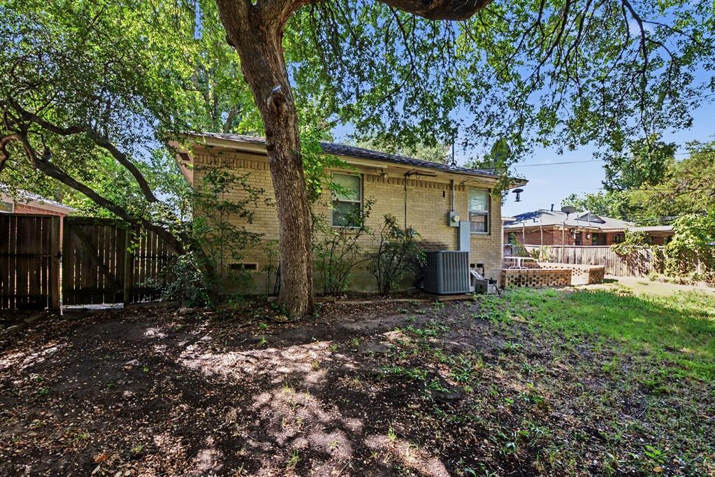 8057 Fall River Drive, Dallas, TX 75228