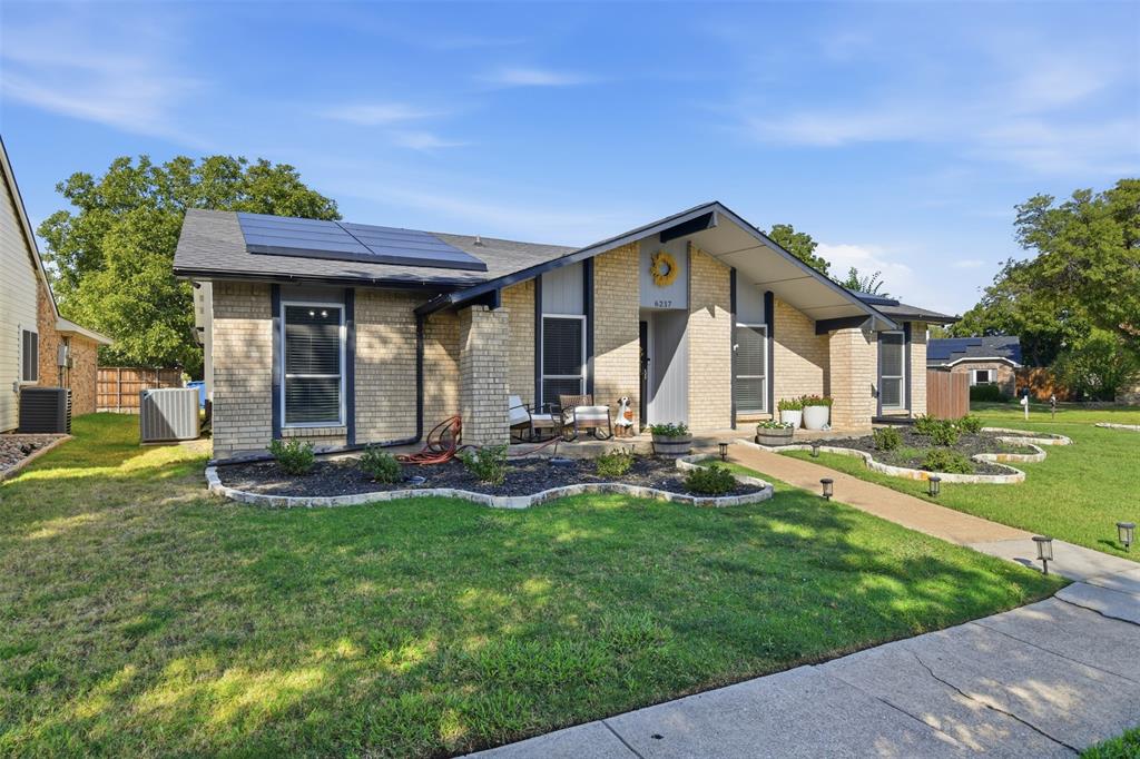 6217 Scenic Drive, Rowlett, TX 75088
