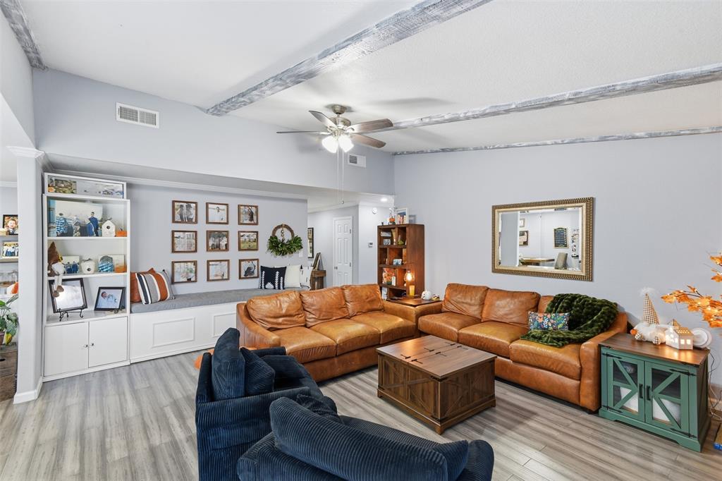 6217 Scenic Drive, Rowlett, TX 75088