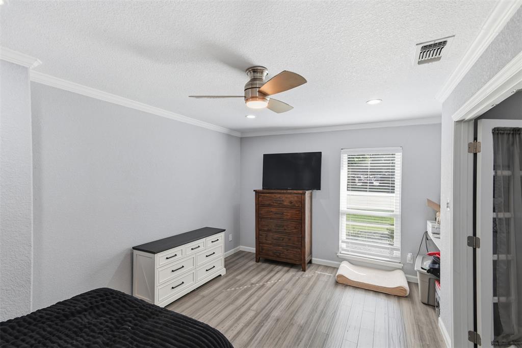 6217 Scenic Drive, Rowlett, TX 75088