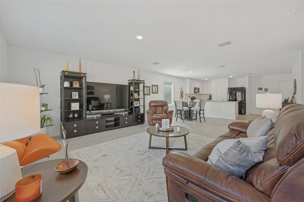 7830 Ellington Drive, Dallas, TX 75241