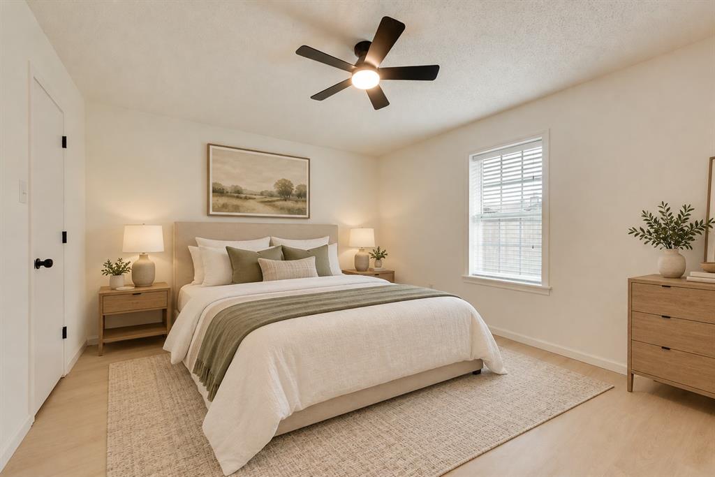 3021 Meadowmoor Street, Fort Worth, TX 76133